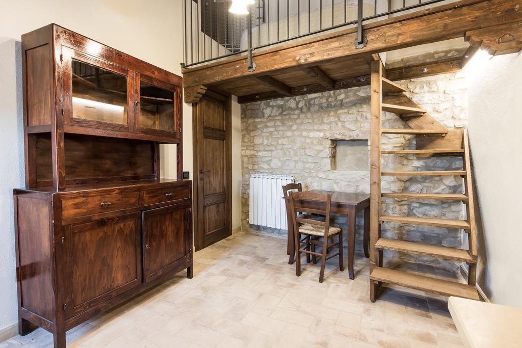 Domus In Castro Bed & Breakfast Montecchio  Room photo