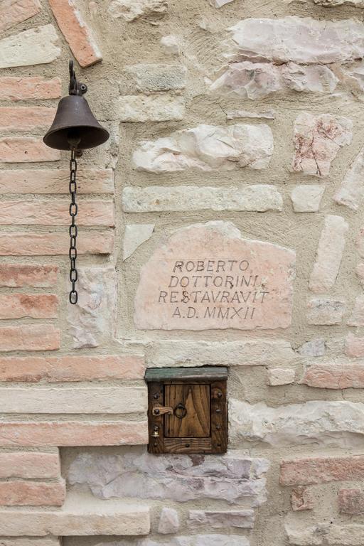 Domus In Castro Bed & Breakfast Montecchio  Exterior photo